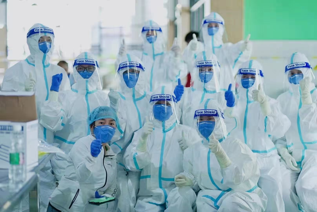 古丈县医务人员：白衣执甲 逆行出征