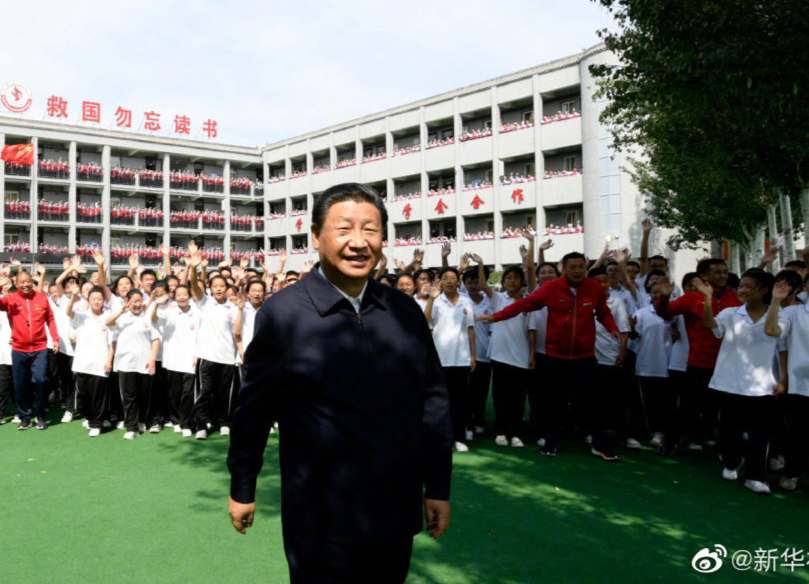 习近平在绥德考察调研