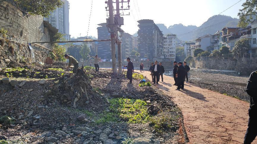 “利剑”行动：古丈县水利局联合多部门合力整治河道顽疾