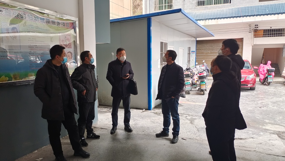 湘西古丈：陈瑞深入县妇保站检查指导疫苗接种工作