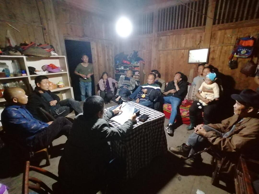 湘西古丈县委办：宣传进家门 入户送清廉
