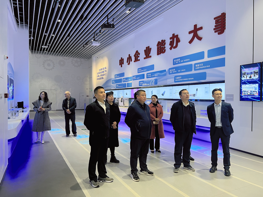 湘西古丈：陈瑞带队到广东、长沙对接湘商回归企业