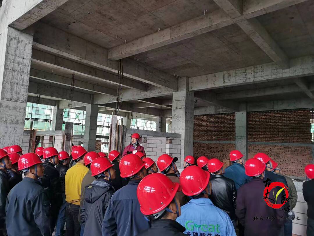 古丈县住建局：强化“四个一”举措 为乡村建设工匠赋能充电
