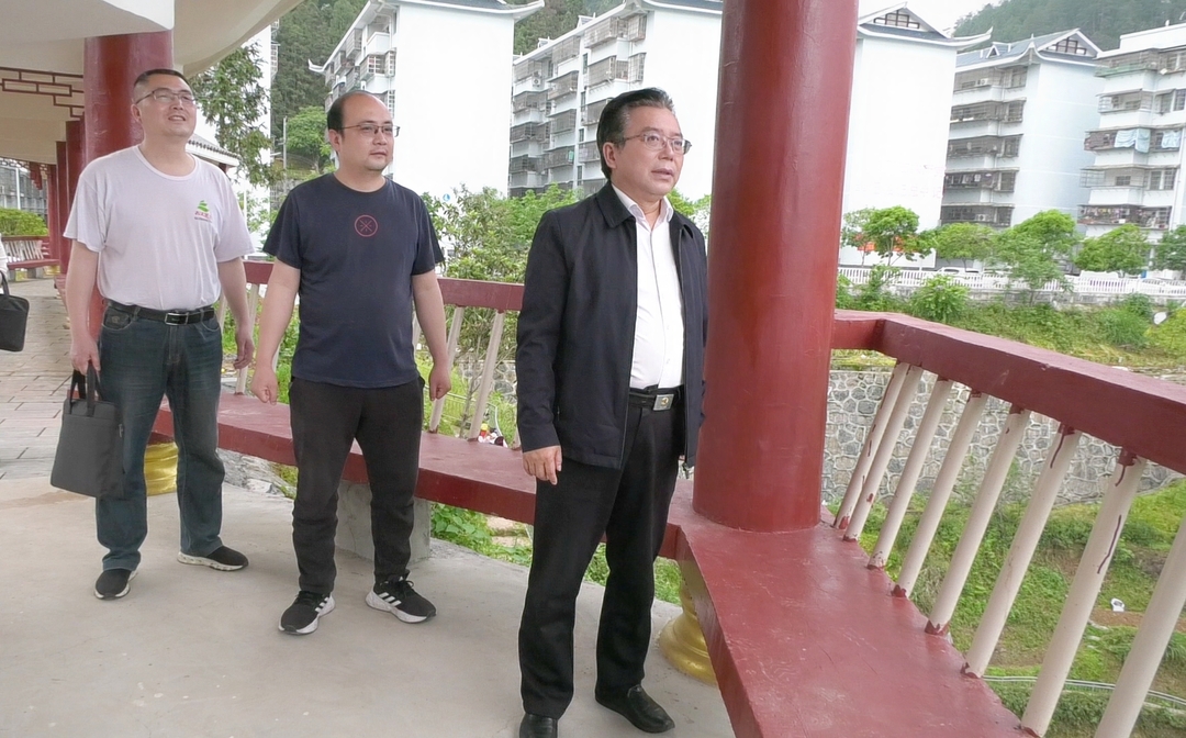 湘西古丈：邓晓东带案下访   “零距离”听民声解民忧