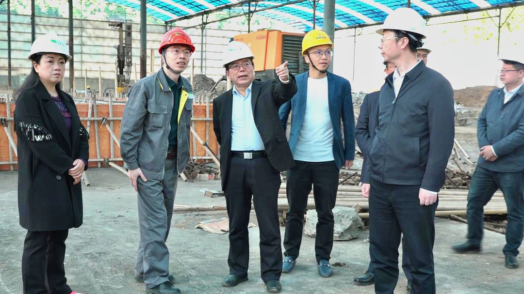 湘西古丈：邓晓东到汉瑞公司调研先进储能材料建设工作