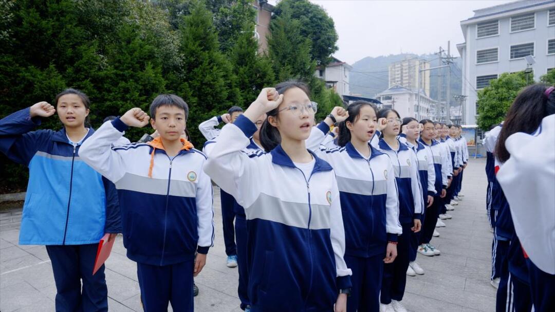 “学习二十大、永远跟党走、奋进新征程”  古丈县举行2023年5·4集中入团仪式