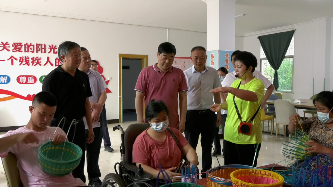 肖红林一行来古丈调研困难重度残疾人照护工作