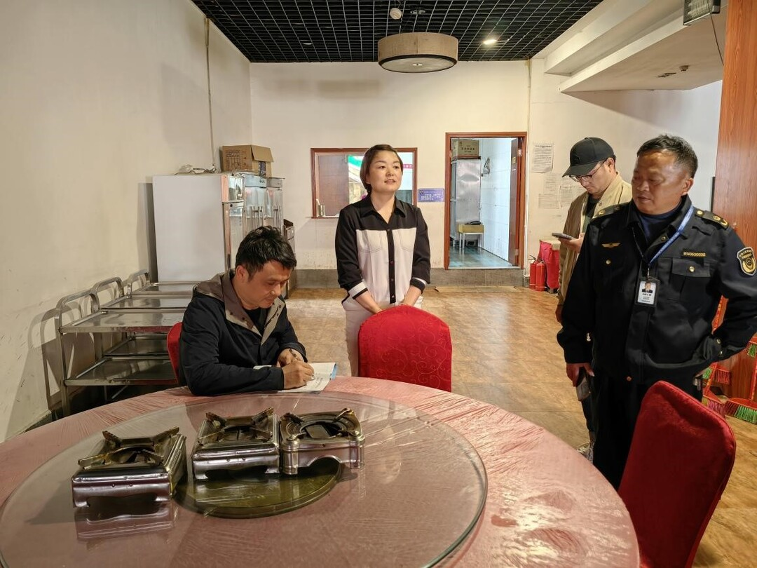 湘西古丈古阳镇：全面落实食品安全“两个责任”，守牢安全底线