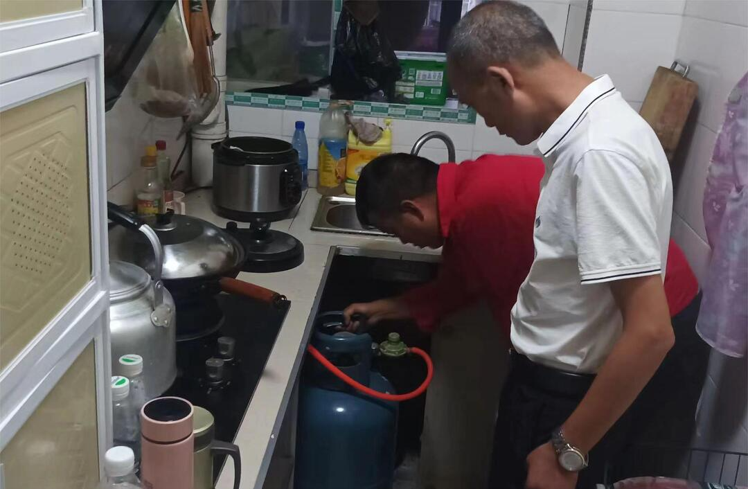 古丈县住房保障中心：开展燃气安全排查 助力优化营商环境