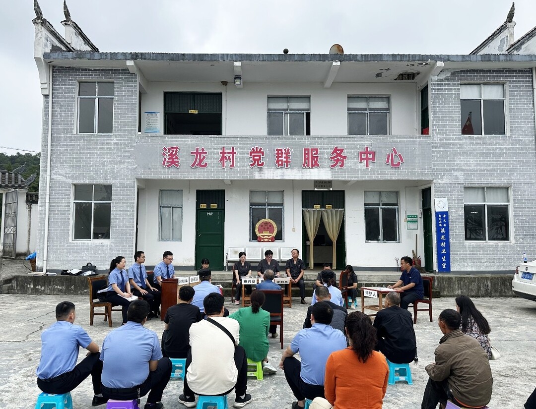 湘西古丈检察：检察官出席巡回法庭支持公诉 “零距离”普法促进生态环境保护