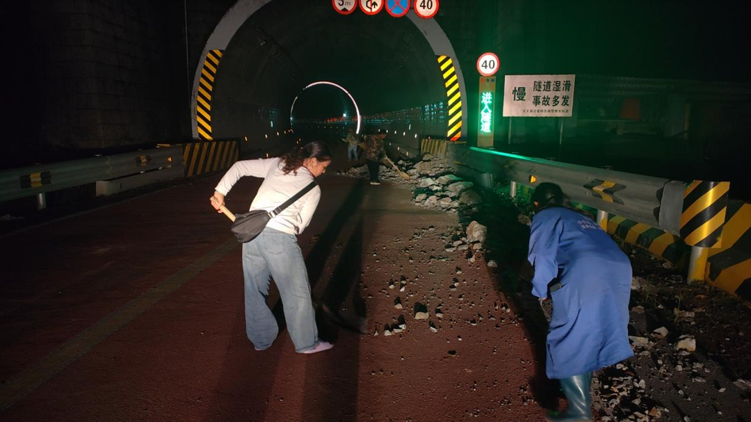 【优化营商环境】湘西古丈公路部门：坚守岗位保畅通 平安畅达助营商
