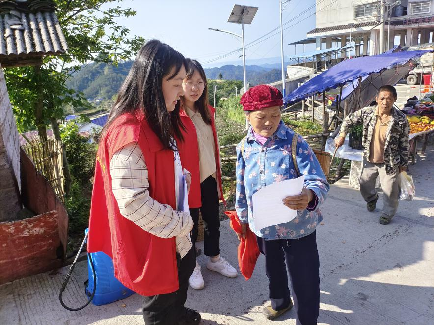 【优化营商环境】湘西古丈高峰镇：“扫黄打非”知识宣传 文明新风深入人心