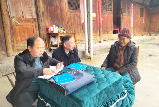 湘西州生态环境局古丈分局：温情入户走基层   生态环保助振兴