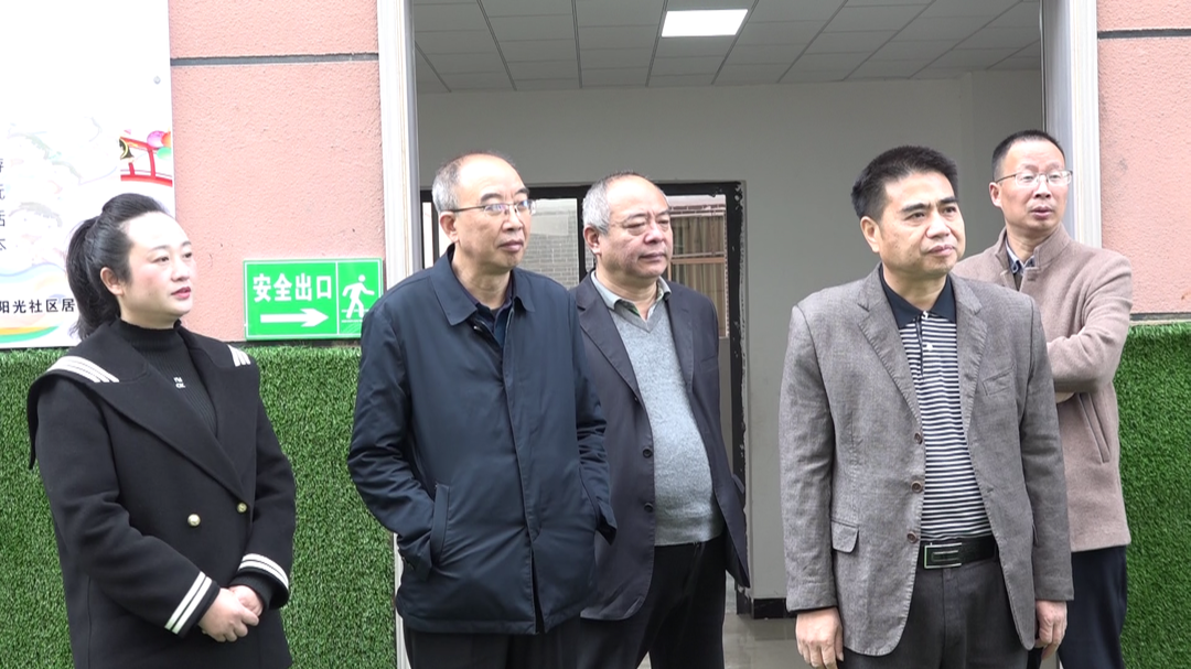 湘西州人大常委会调研组来古丈县评议监督现场调研