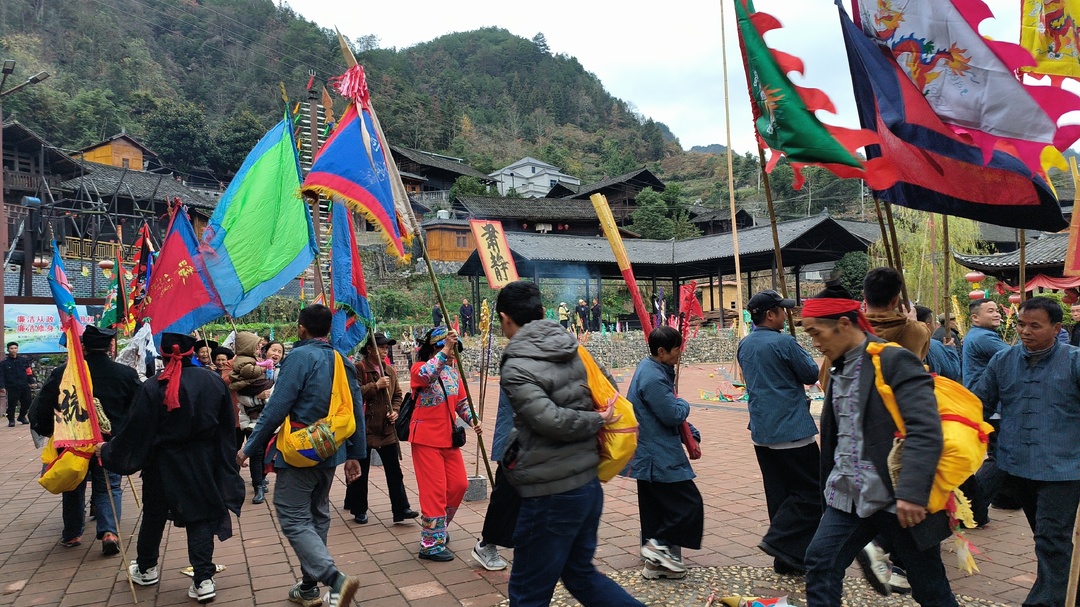 湘西古丈中寨村：民俗非遗巫傩文化盛宴，再现湘西独特魅力