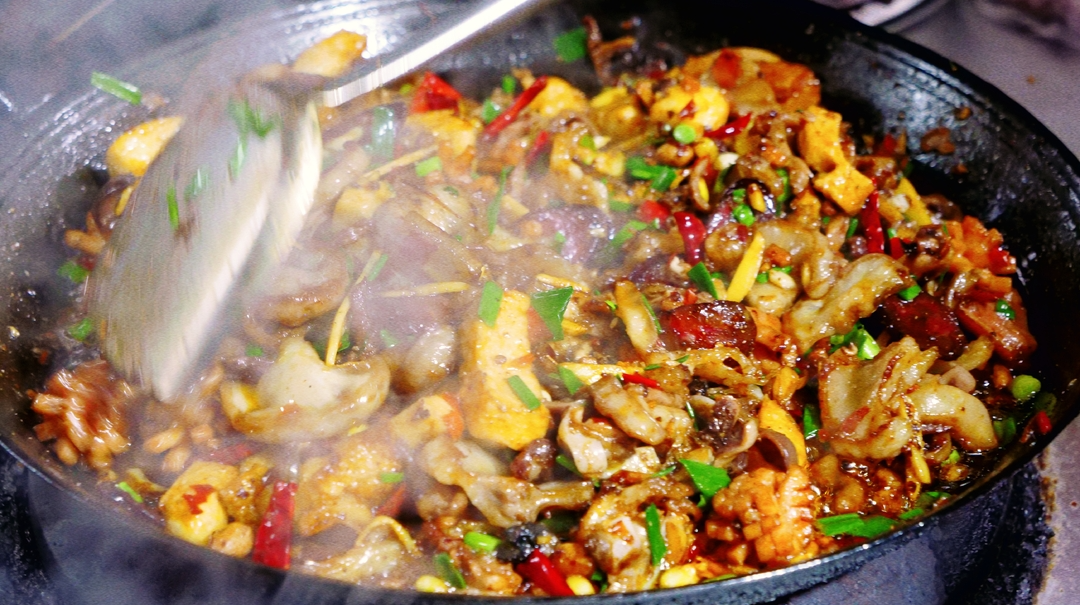 【食味古丈】湘西古丈：吃一顿铁板烧 体验人间烟火气