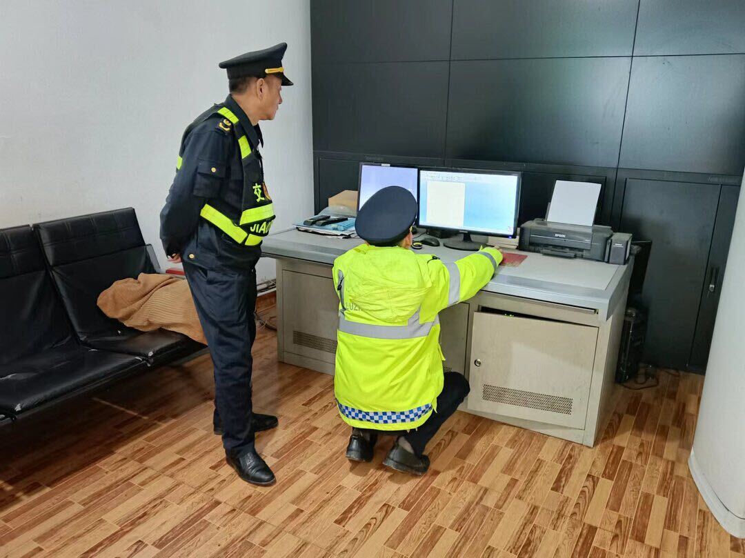 湘西古丈：除夕我在岗，同守“平安路”共筑“平安年”