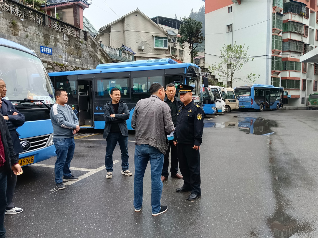 古丈县交通执法大队：深入开展道路运输打非治违，确保安全畅通