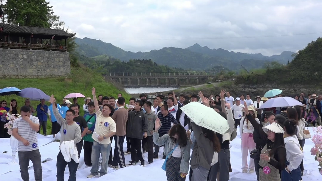 会聚良缘•相约古丈暨古丈县"玫瑰书 香•湘阅芳华"女职工主题阅读活动举行