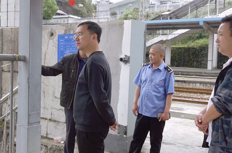湘西古丈：陈瑞开展督导检查道路交通安全防范工作