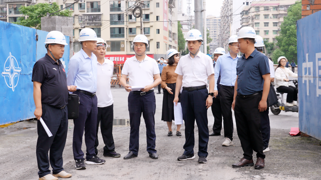 滕朝辉调研民生实事项目时强调：聚焦群众“急难愁盼”，用心用情用力办好民生实事
