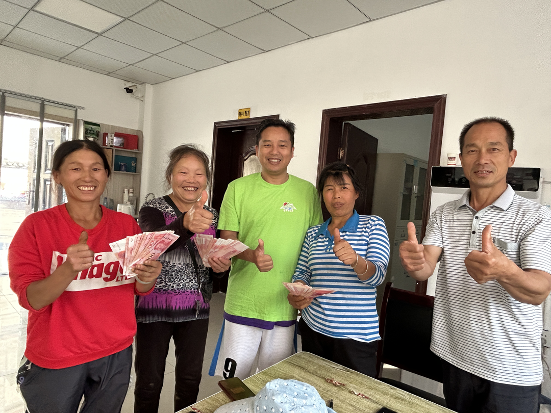 湘西古丈：50余名群众喜领村集体经济务工费