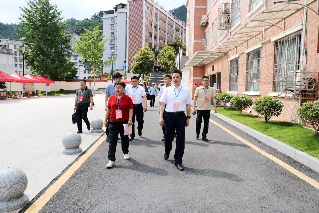 湘西古丈：滕朝辉检查督导高考组考工作