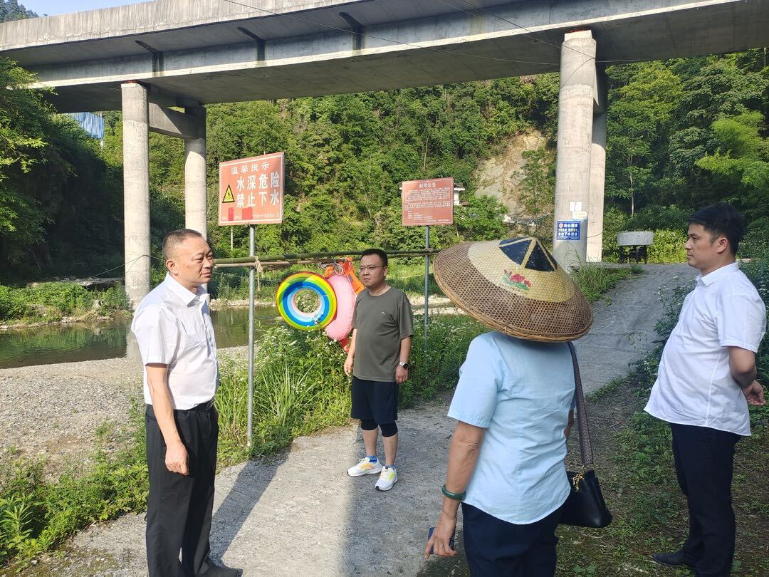 刘学书深入古阳镇督导检查防溺水工作
