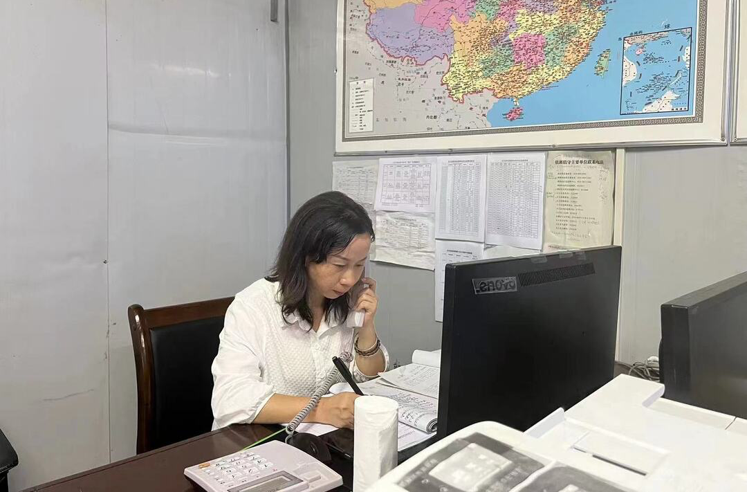 ​【党旗飘扬在防汛一线】张丽霞：赴防汛一线  筑“红色堤坝”
