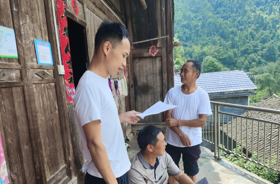 岩头寨镇：小额信贷谋发展 乡村产业焕新颜
