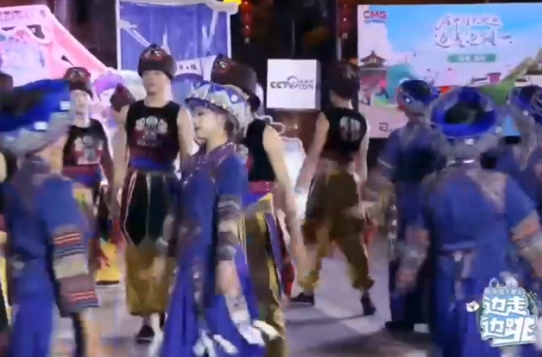 9月17号上午9点54分 央视综艺频道《边走边跳》播出大屏版