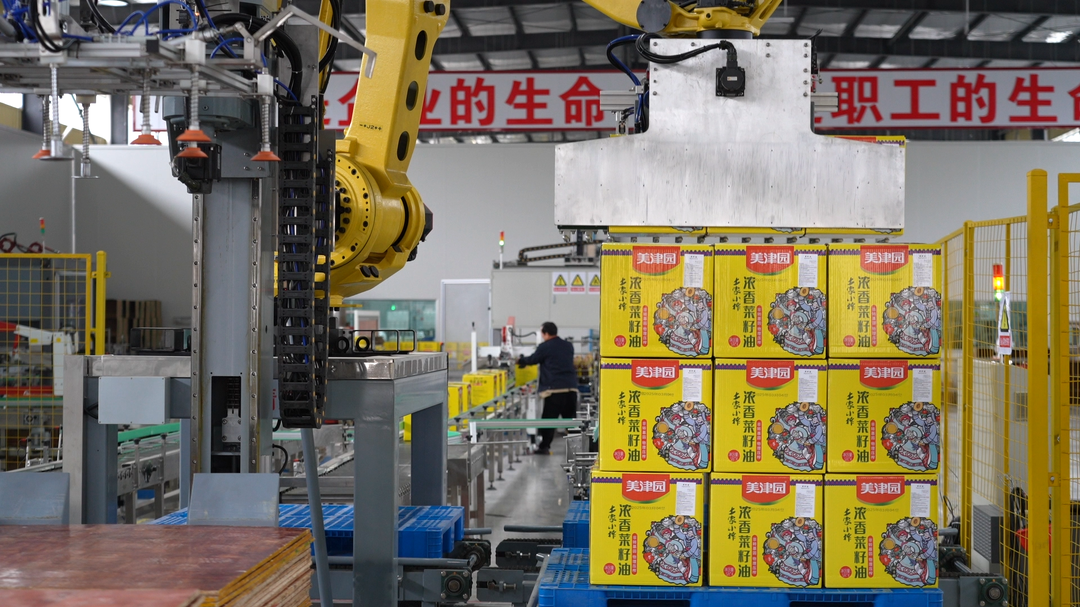 湘西古丈：东方天润菜籽油首航马来西亚  古丈健康食用油登上国际餐桌