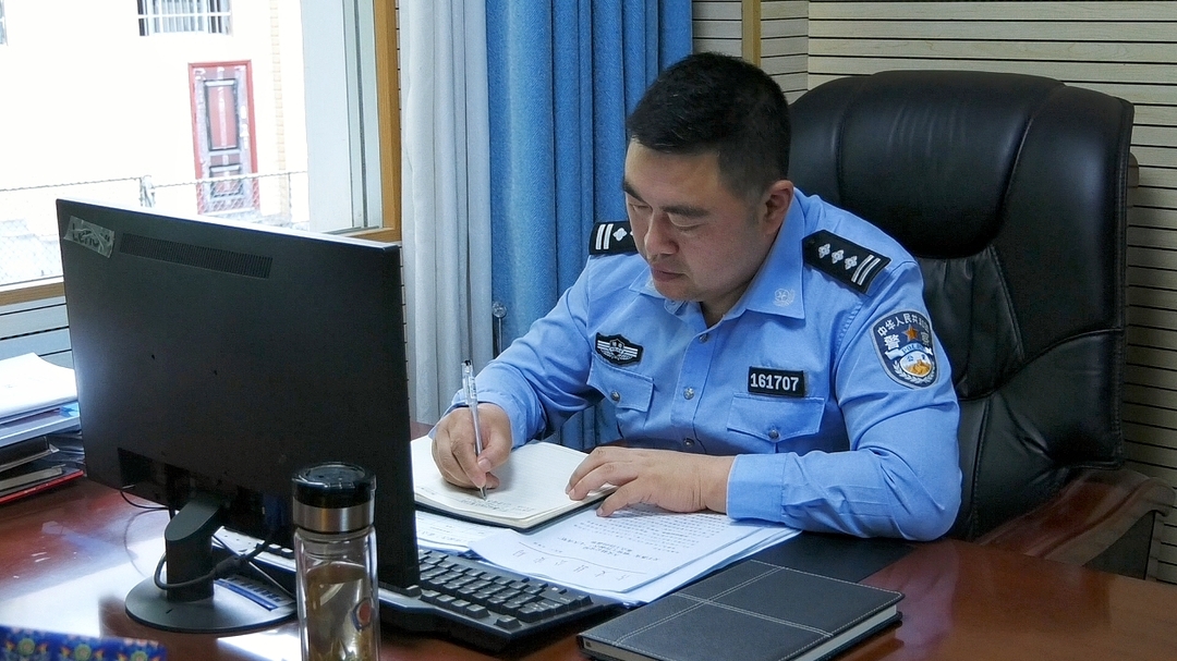【致敬劳动者】张吉平：忠诚铸警魂 实干护平安