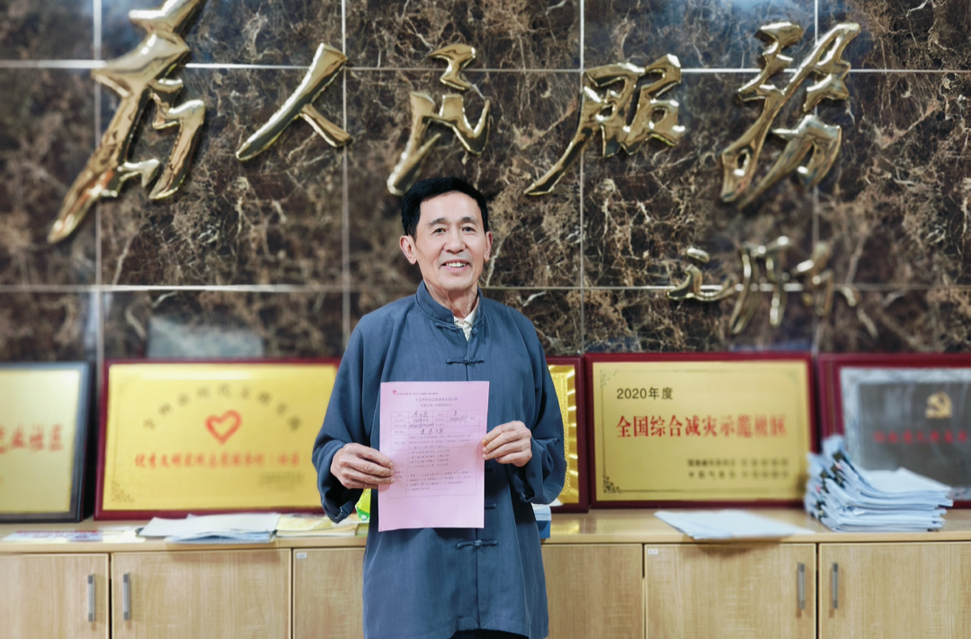 八旬党员初心不改，银发先锋再献余热 ——古丈坪社区老党员李汉武，王焕平率先垂范投身志愿服务