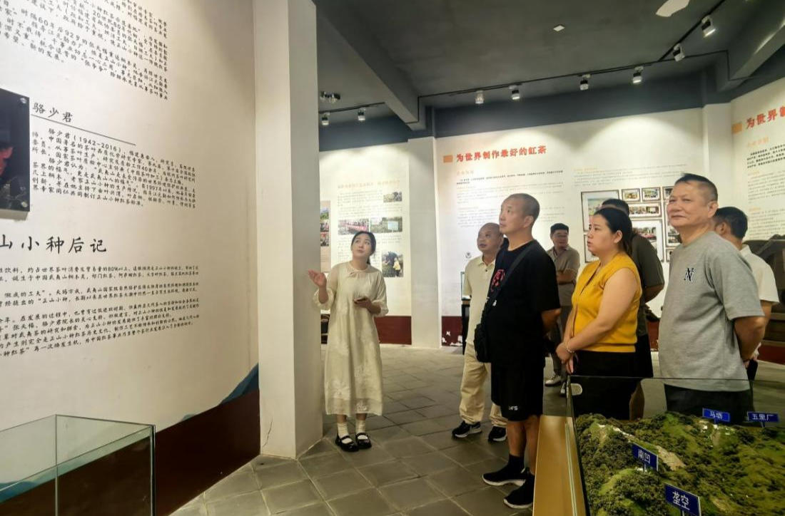 古丈茶工赴武夷山、安溪茶区开展考察活动