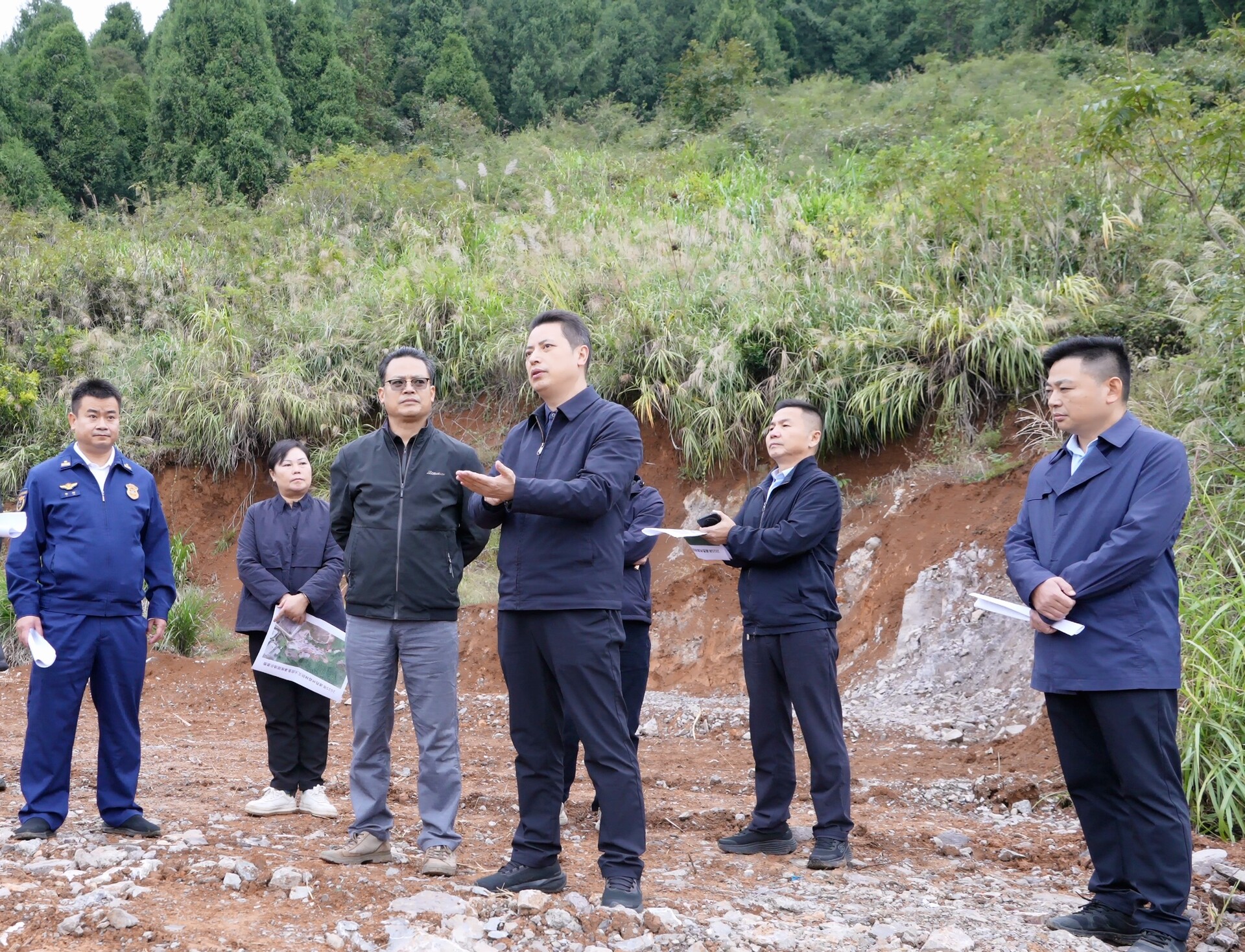 滕朝辉督导检查森林防灭火工作时强调 抓细抓实各项防火措施 筑牢森林安全坚固防线