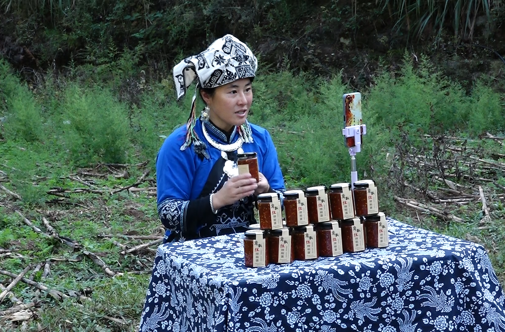 大山里的实干“军嫂”向语涵：你守国，我为家乡谱写乡村“振兴曲”