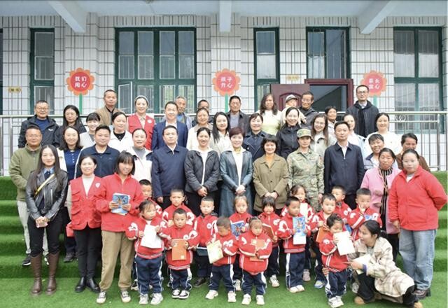 省妇联驻村工作队激活古丈县龙天坪村新活力