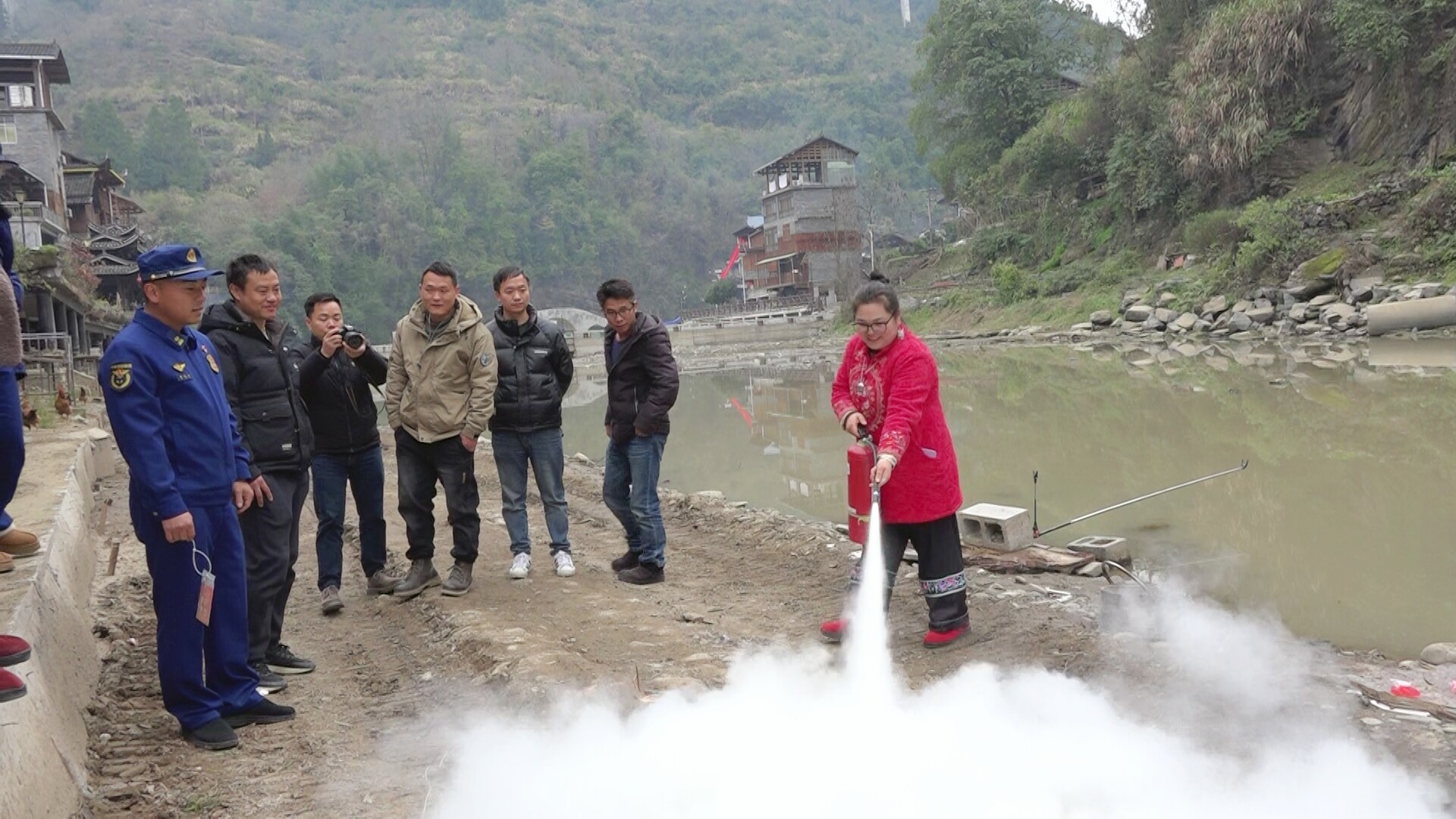墨戎苗寨消防安全培训：筑牢景区消防安全关