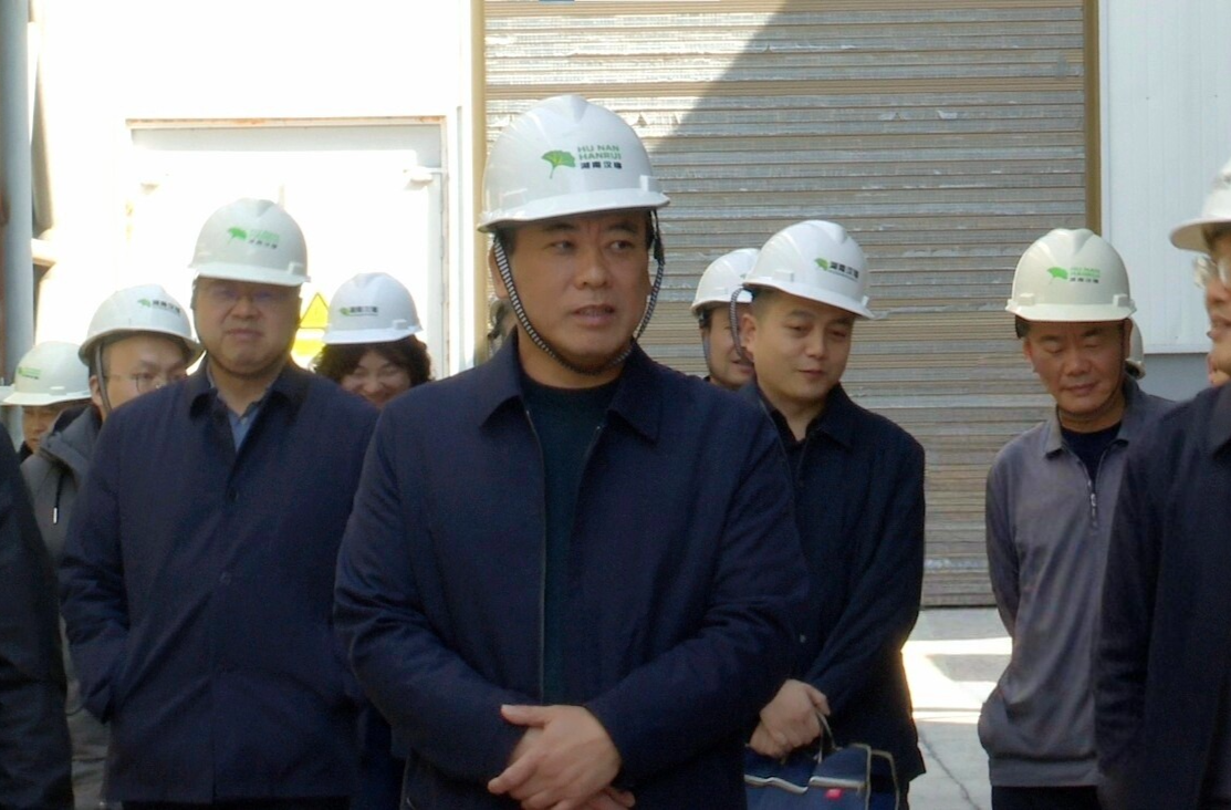 州人大常委会副主任彭武学带队到古丈县调研