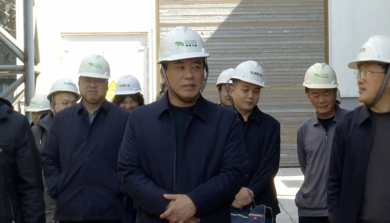 州人大常委会副主任彭武学带队到古丈县调研