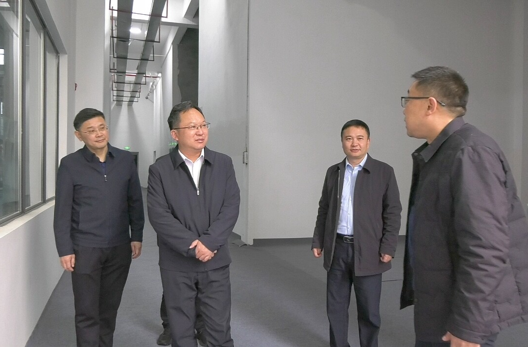 州委常委、州政法委书记彭延敏到古丈县调研