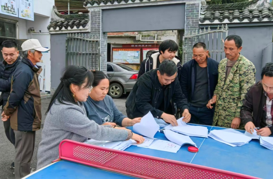 上门服务显温情 法律援助护民生