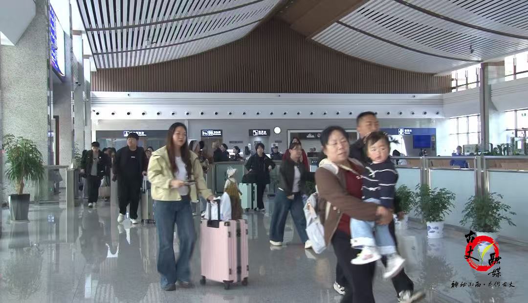 古丈西站多措并举迎“五一”客流高峰