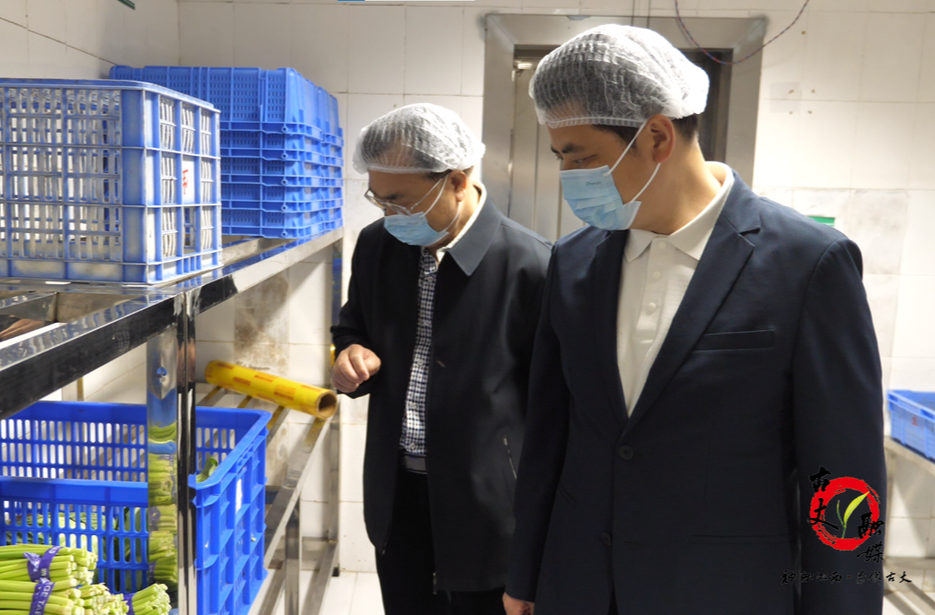 滕朝辉督导校园食品安全工作时强调：严守校园食品安全底线 用心用情护航高考