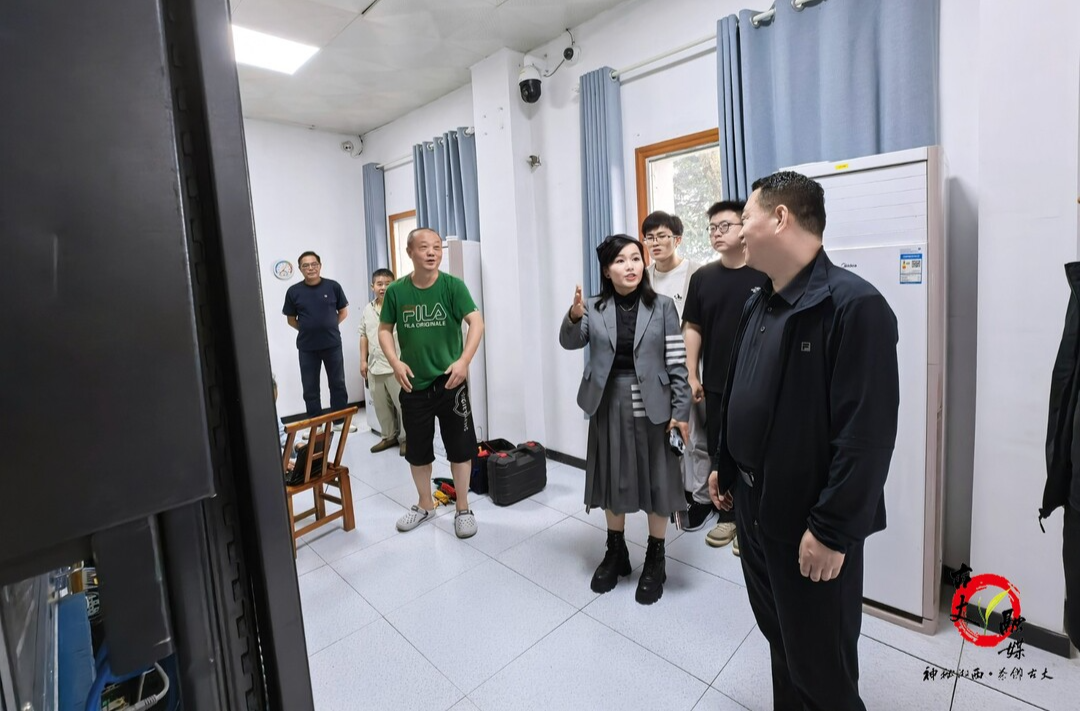 省微波总站深入古丈五里坡微波站调研指导