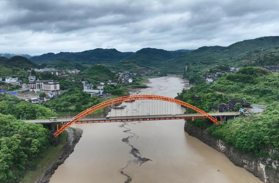 古丈县多措并举 筑牢酉水河防汛安全屏障