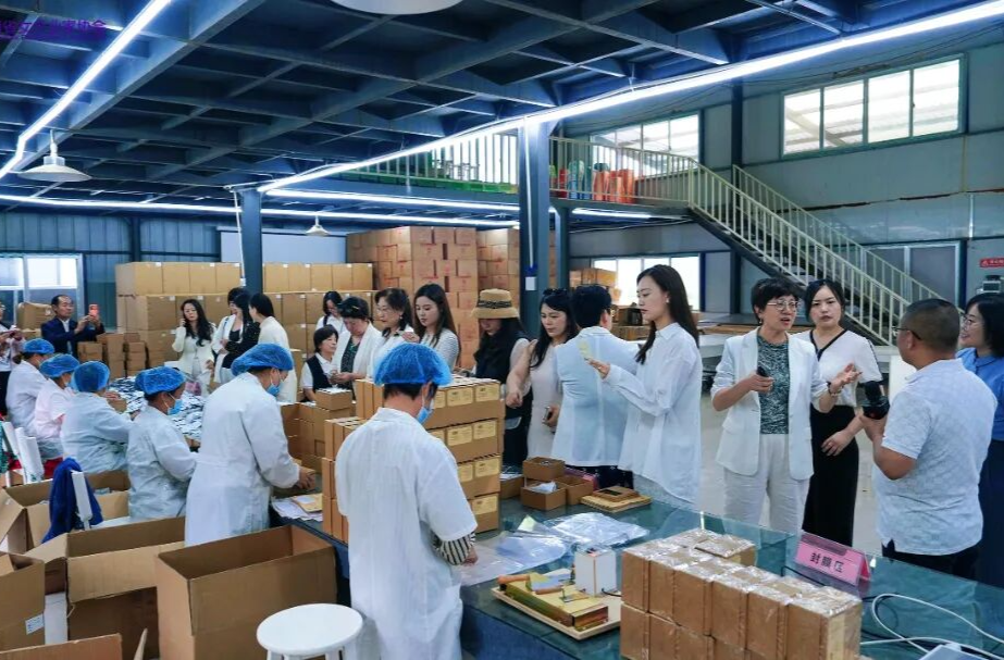 茶香绕古丈，巾帼架心桥！湖南省女企协走进古丈考察产业发展