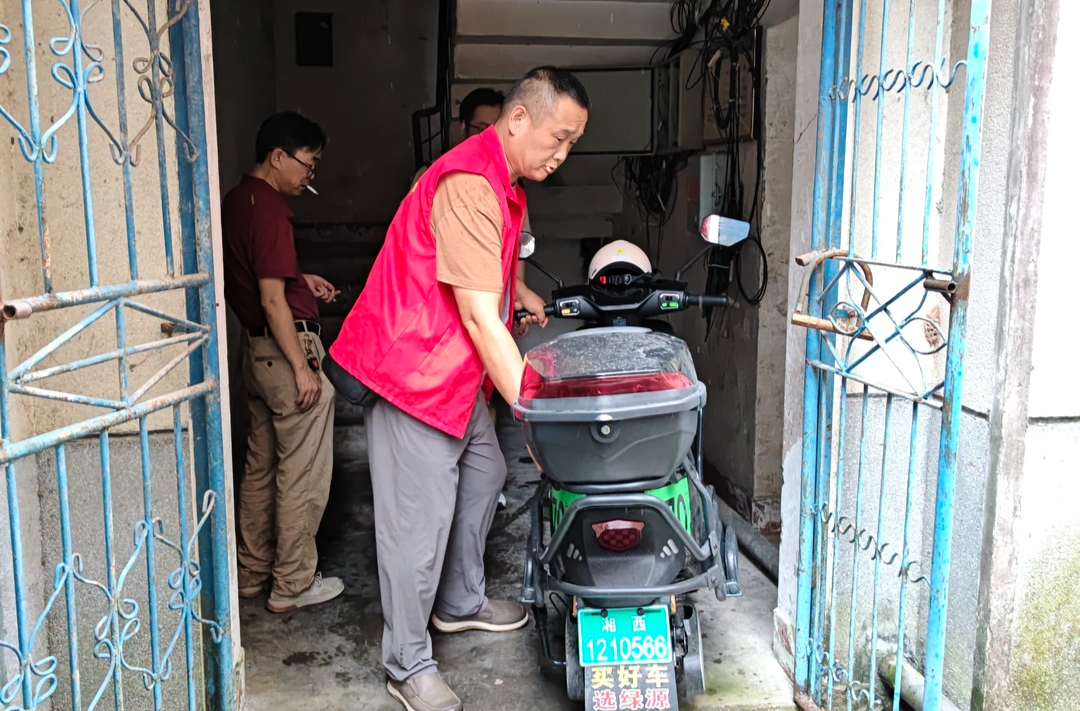 古丈县疾控中心：严管“两电”隐患 筑牢疾控责任区安全防线
