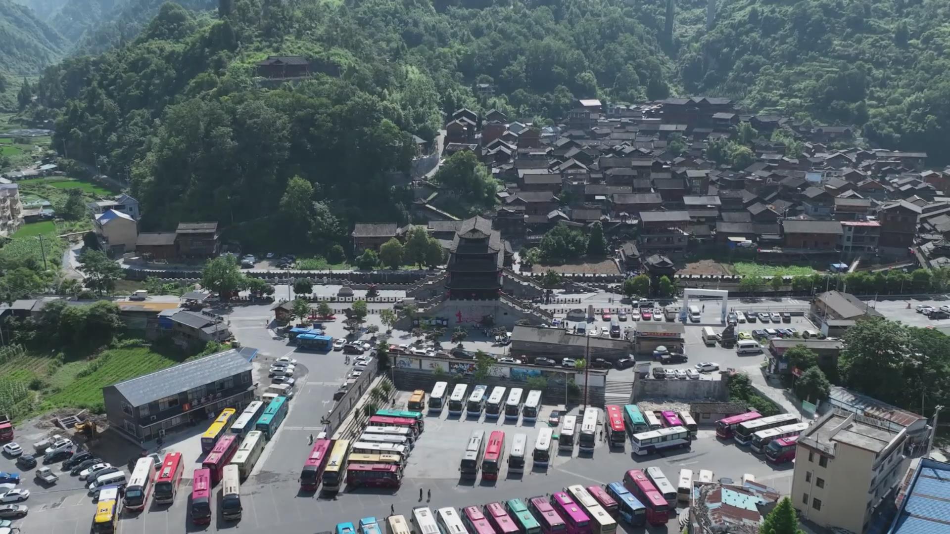 湘西古丈县2026年国庆假期旅游市场供需两旺、秩序井然、氛围和谐